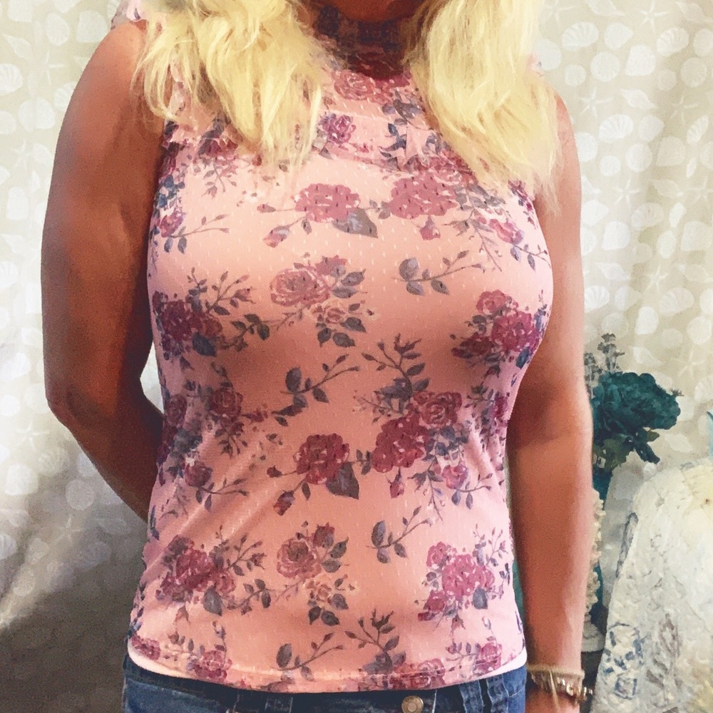🛍Floral high neck top
